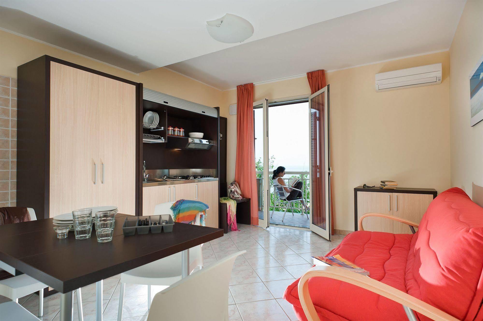 Casa Vacanze Samira Fondachello  Exterior photo
